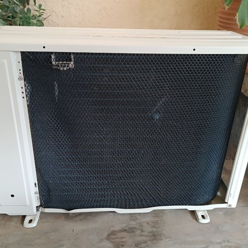 General Electric Inverter Air Conditioner 12000 BTU like new