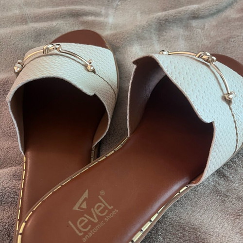 Level Anatomic flat sandals size 40 new, white with gold detail