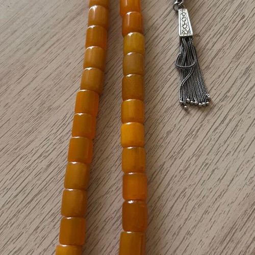 Komboloi 33 beads used, mastic, German bakelite, silver tassel