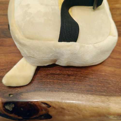 Giraffe Hanging Tissue Holder like new