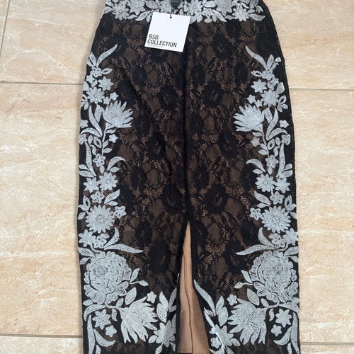 BSB women's skirt new, black and grey with embossed design