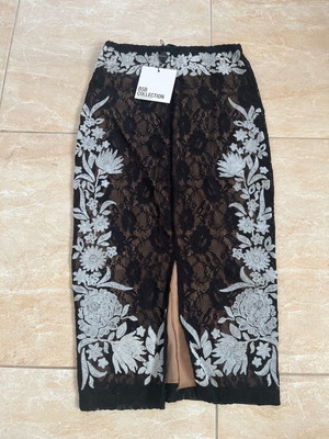 BSB women's skirt new, black and grey with embossed design