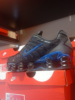 Nike Shox athletic shoes new, black and red
