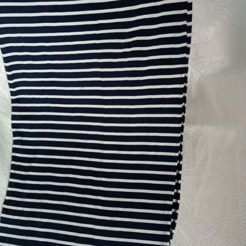 Striped skirt, black and white