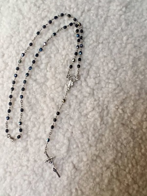 Rosary like new, delicate design
