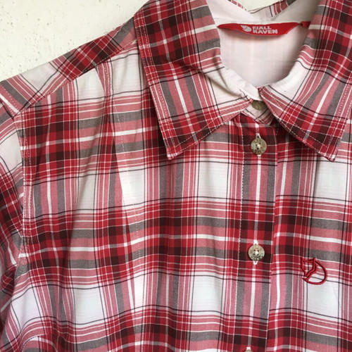 Fjallraven Caracal shirt size S like new, red and white