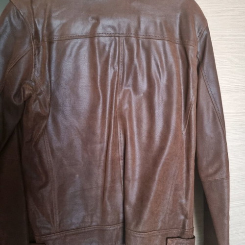 Leather jackets like new, pack of 3 women's