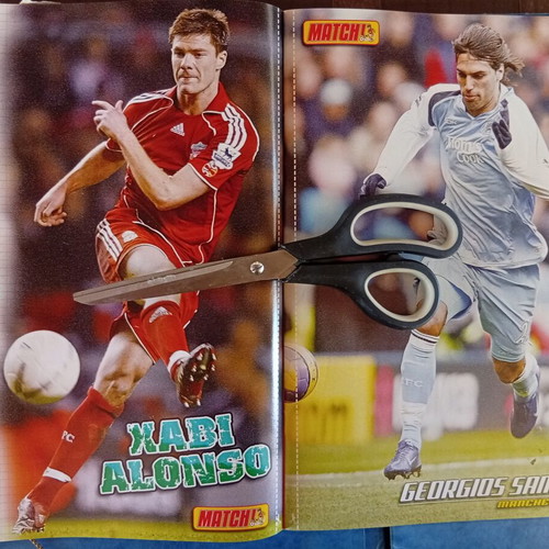 Match Football Magazine issue 16-22/1/2006 like new with Arsenal posters