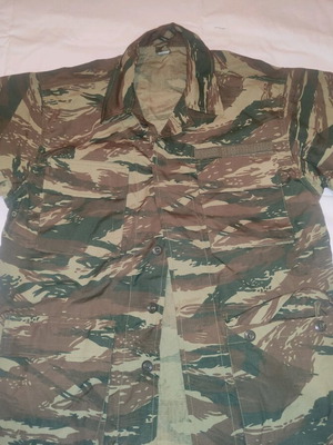 Military tunic new size medium with wide fit
