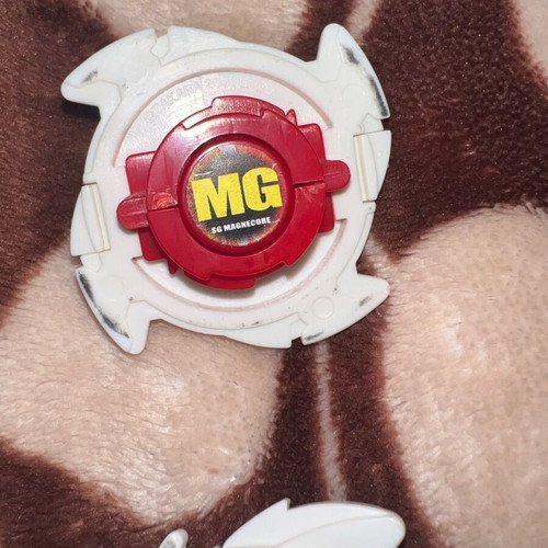 Beyblade Dragoon Takara edition used with magnets
