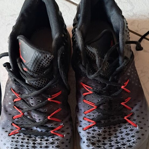Jordan basketball shoes used, size 42.5, black