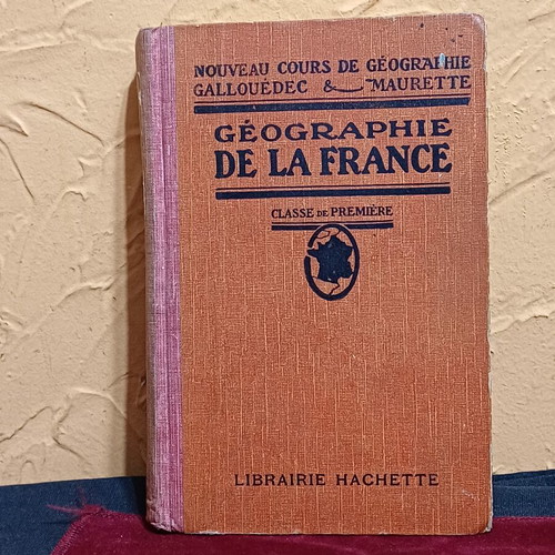 Geographie de la France book like new, French geography textbook