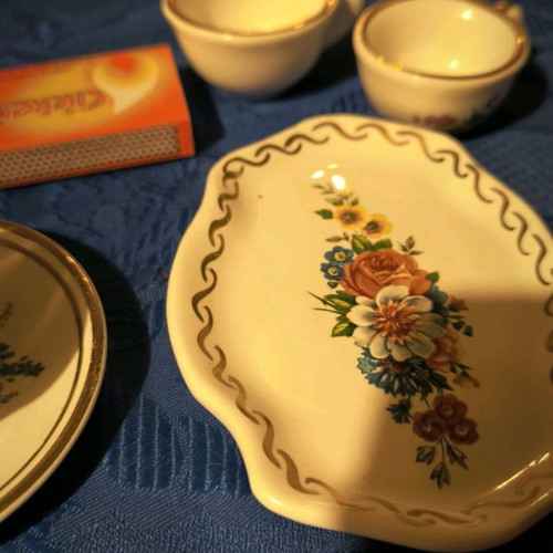 Small Japanese porcelain tea set
