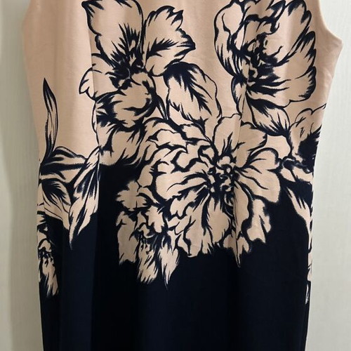 Karina elegant maxi dress with floral print, size 58