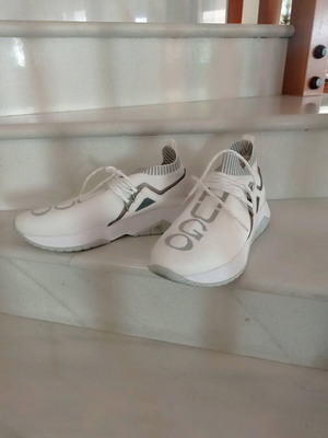Αθλητικό παπούτσι Hugo Boss 45, σαν καινούργιο, λευκό και γκρι