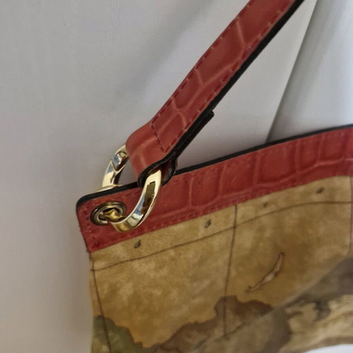Alviero Martini 1a Classe crossbody bag like new, beige and red
