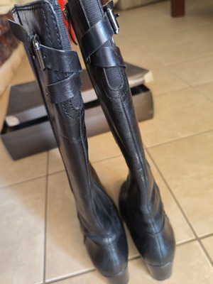 Tamaris knee-high boots like new, size 37, black