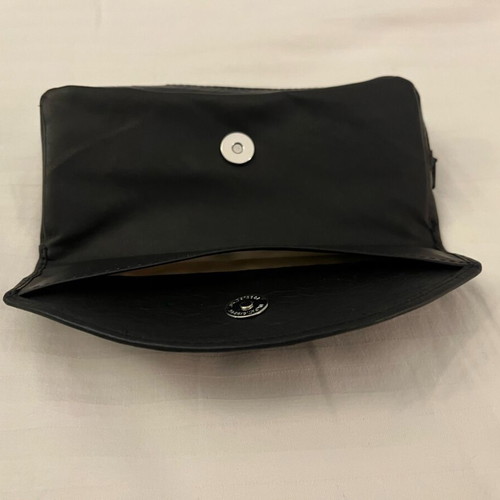 Marvel pipe tobacco pouch like new, black leather