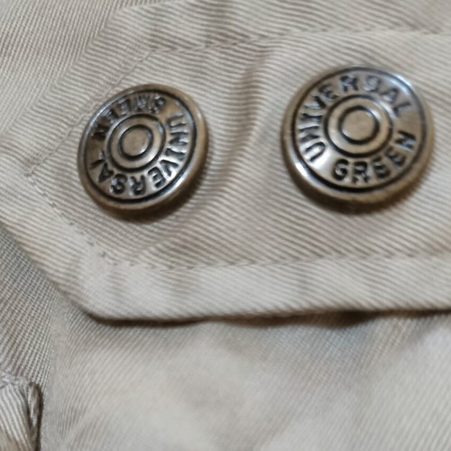 Fishing vest new, beige with 22 pockets