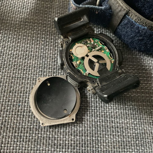 Sharp electronic watches used, set of 2 for parts