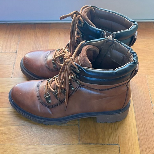 Brown boots used with laces and zipper