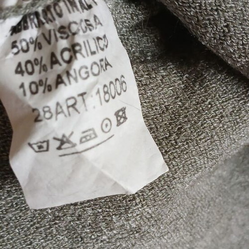 Italian knit sweater, soft grey, V-neck, size M-L