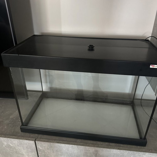 Aquarium 65 liters like new