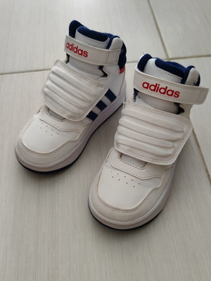 Αθλητικά μποτάκια Adidas παιδικά, λευκά, νούμερο 26 1/2