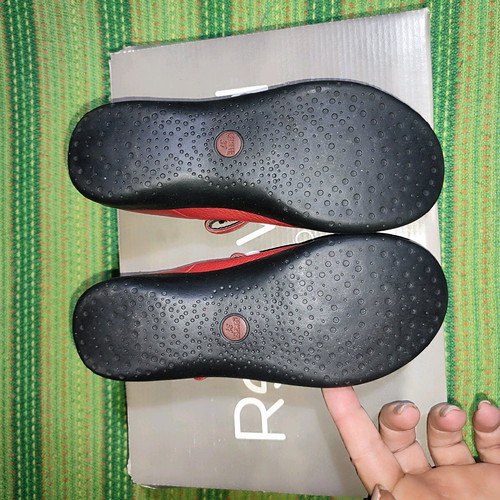 Camber Twins leather girls' shoes size 31 like new, white and red ballerinas