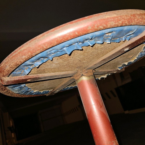 Vintage bar stool used, needs some care