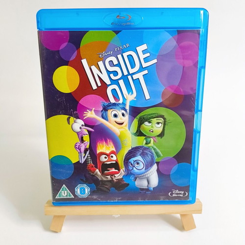 Inside Out and Moana Disney Blu-ray used with English subtitles