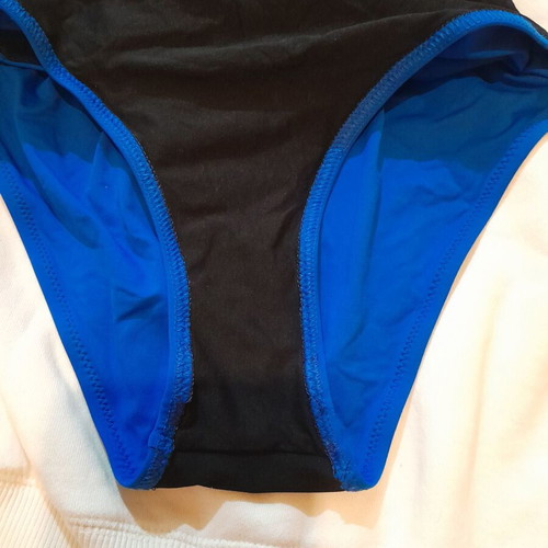 One-shoulder women's swimsuit small like new, blue