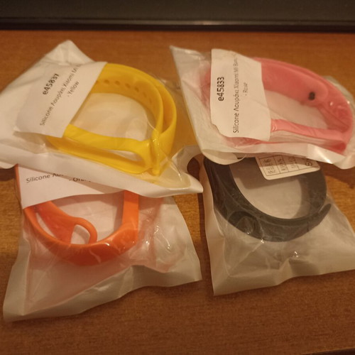 Silicone Bands for Xiaomi Mi Band 5 and 6 new, multicolor