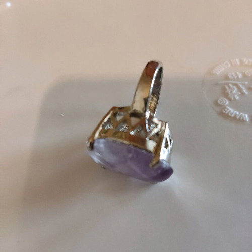 Ring with purple stone like new, large size, silver color