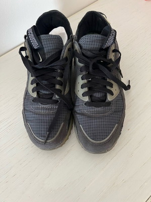 Nike sneaker men's used gray size 42.5 casual