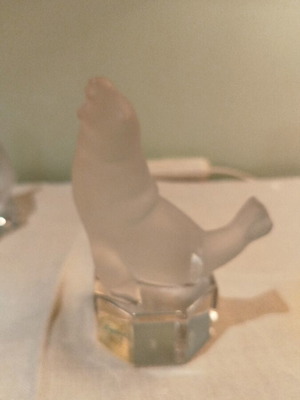 Crystal seal figurine like new, 350g, 11cm height