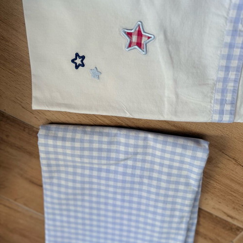 Baby bedding set and piqué blanket like new