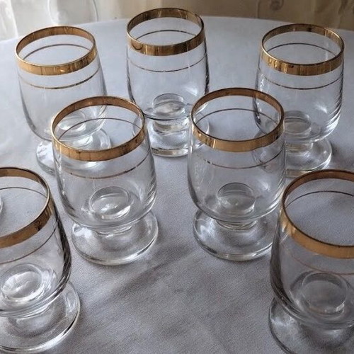Crystal glasses like new, pack of 22 with gold detail