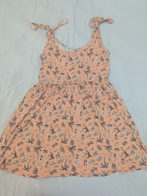 Badila Summer Sundress with Tropical Print like new, size M