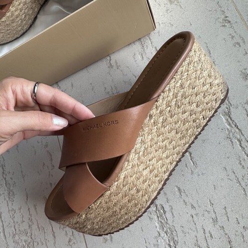 Michael Kors leather slippers like new, size 38, brown