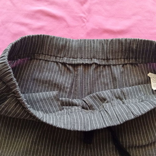 Shein striped casual shorts large, like new, dark gray with white stripes