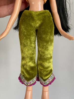 Pants for Bratz doll from Dynamite Dance fashion pack 2001 used