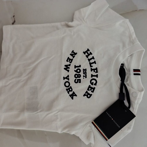Tommy Hilfiger T-shirt size 74 short sleeve new