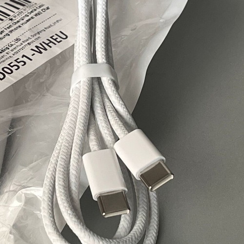 120W GaN Fast Charging Charger Set with 2x USB-C, 2x USB-A and MU2G3ZM/A Apple Cable new