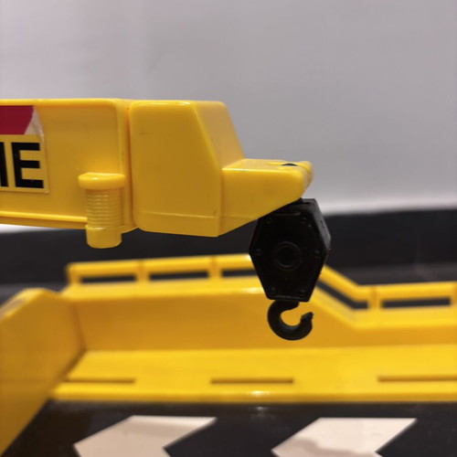 Dickie toy truck day and night service with crane, 55 cm