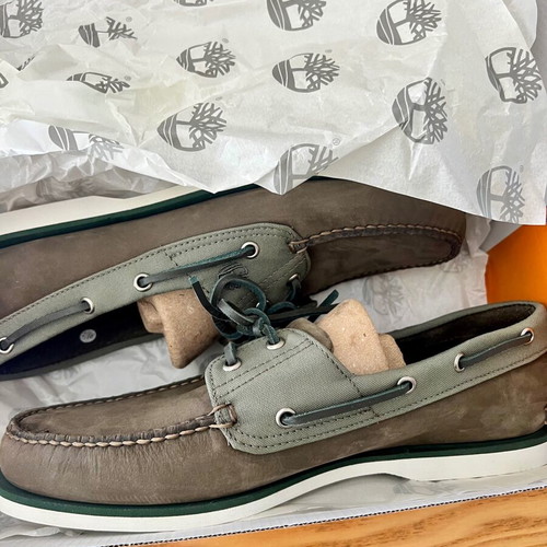 Timberland Classic Boat 2-Eye Size 45.5 New Olive Green