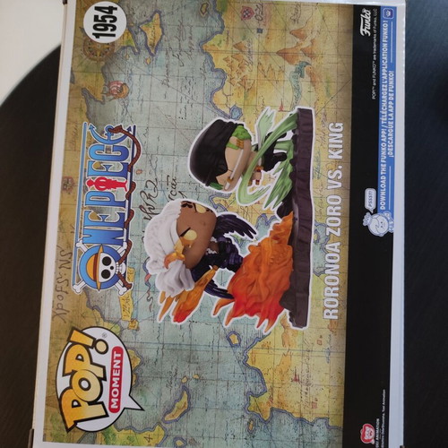 Roronoa Zoro vs King One Piece Funko Pop Moment