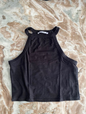Σετ 2 μαύρα halter τοπ Zara και pull and bear