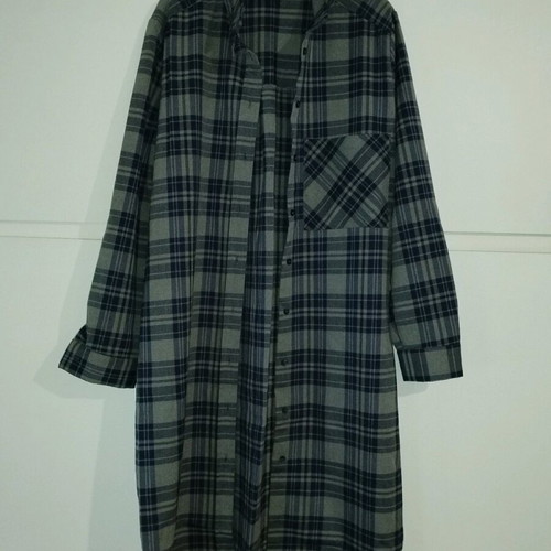 Long checked shirt Lynne like new, grey and blue