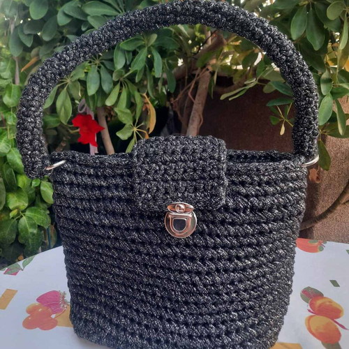 Knitted handbag new